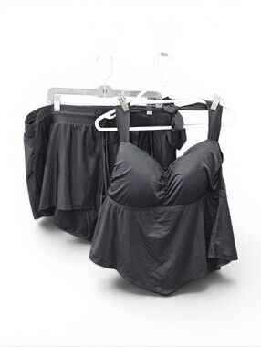 Mynah Black Women's Tankini Swim Top with Skirted‎ Shorts Size 22W